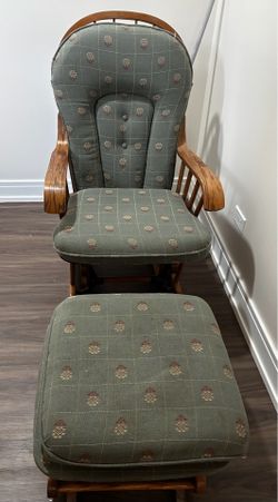 Wooden Glider with Ottoman