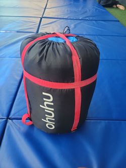 Sleeping bag full size + small pillow