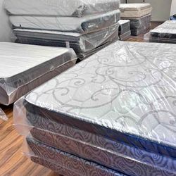 New Queen size Pillow Top Mattress