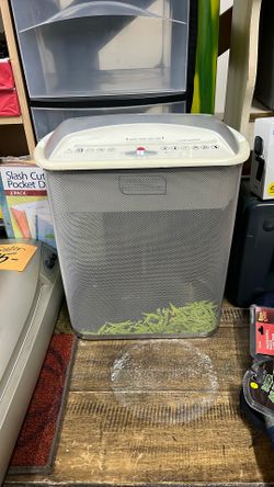 Ativa Paper Shredder