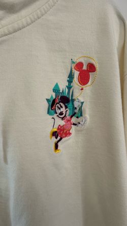 Women’s Disneyland Resort Zip Up Hoodie. Size 3XL