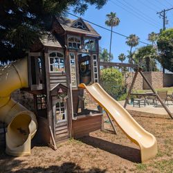Outdoor Play Set With Swings And Slides