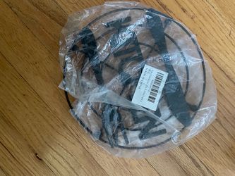 Brand New Black Stainless Steel Trivet / Hot Dish Mat for Kitchen Home & Kitchen > Kitchen Utensils & Gadgets > Trivets Brand new, never used (still i