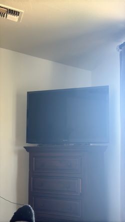 42” Sony TV