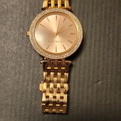 Michael  Kors.  Watch 