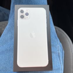 11 Pro Max 512gb Box Only (No Phone)