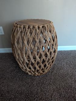 Table And Wall Decor