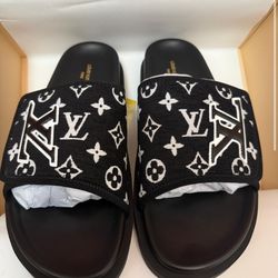 Louie Vuitton Slippers BRAND NEW