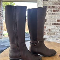 Lauren Ralph, Lauren women’s leather boots, Size 9B
