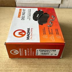 Audi Q7 07-15 Front Premium Semi Metallic Brake Pads 