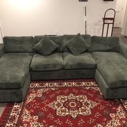 Sectional Couch 
