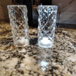 You get everything  that you see in this ad for this price like 12 items