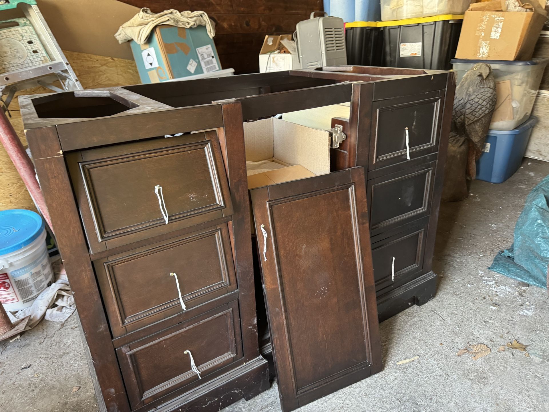 Brand New! James Martin Vanities De Soto 48-in Burnished Mahogany Undermount Single Sink Bathroom Vanity