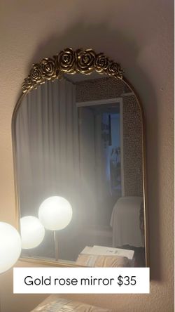 Gold rose mirror