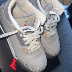 Air Jordan 3 Size 5.5 Y