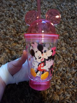 NeW Light Up Mickey/Minnie Tumblet Cuo
