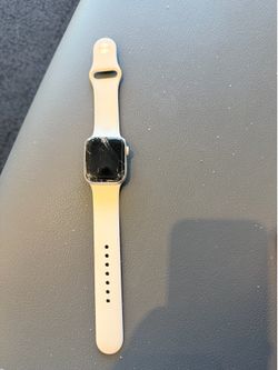 Apple Iwatch(cracked screen