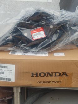 03-08 Honda Pilot rear Control Arms, stabilizers, chip, Caps. Etc