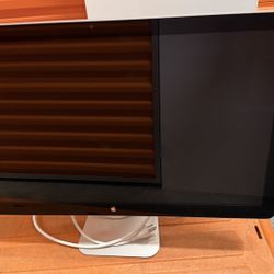 Apple Display Monitor 27”