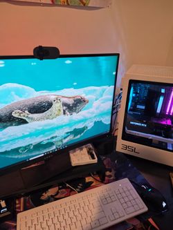 Hp omen gaming desktop and hp monitor