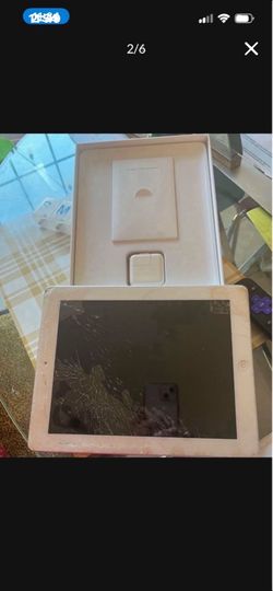 Apple iPad with Cracked Screen and Box ( need Screen Repair) Work Perfect