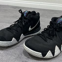 Nike Basketball Kyrie 4