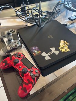 PS4, nintendo, and controllers