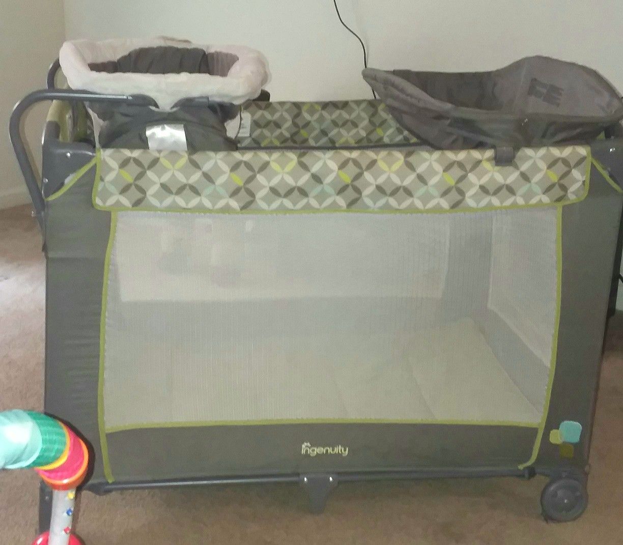 Ingenuity pack n play