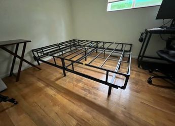 Queen metal platform bed frame