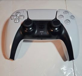 PS5 Slim Disc Undisputed Bundle