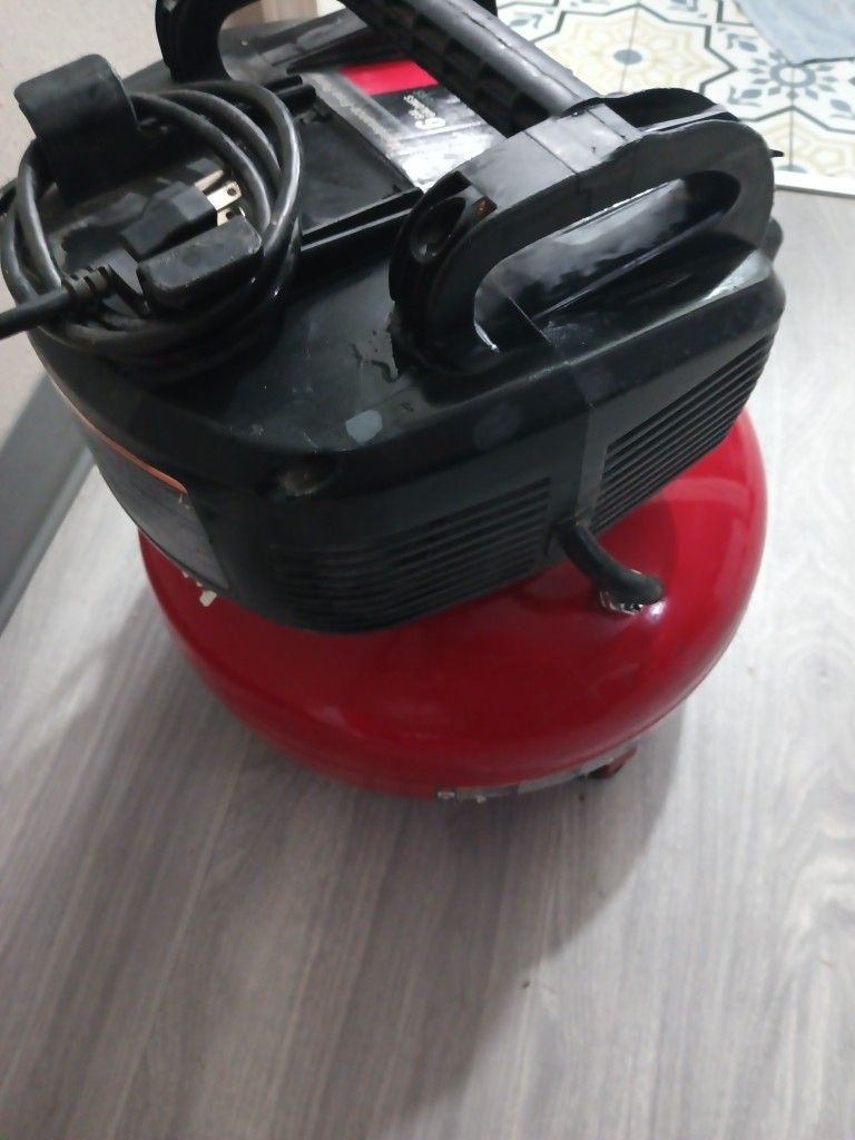 Air Compressor 