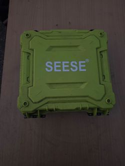 Seese case with battery and charger
