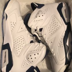 Air Jordan Retro 6 Midnight Navy Size 8