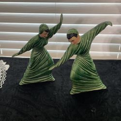 Dancing Figurines 