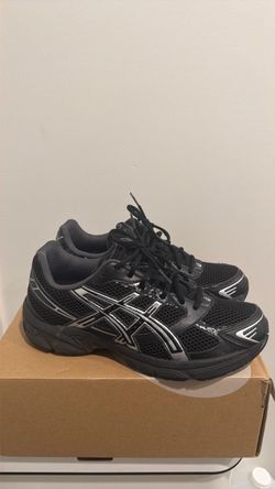 Pure Silver Asics Gel 1130