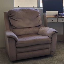 Recliner sofa chair
