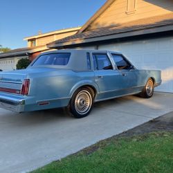 1989 Lincoln Town Car