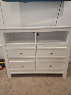 1 TV Table & 2 SIDE TABLES