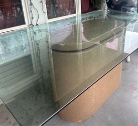 Glass kitchen table with 8 chairs