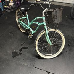 Electra Cruiser 7 Women’s Bike