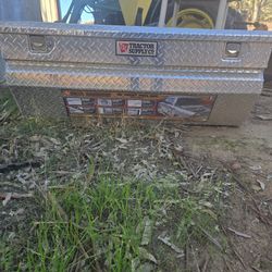48in Truck Tool Box