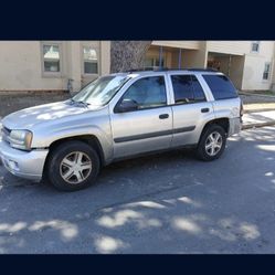 2005 Chevy Trailblazer 