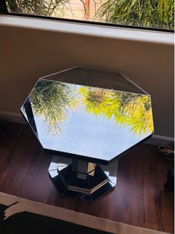 Vintage Mirrored Octagon Side Table / Hollywood Regency End Table