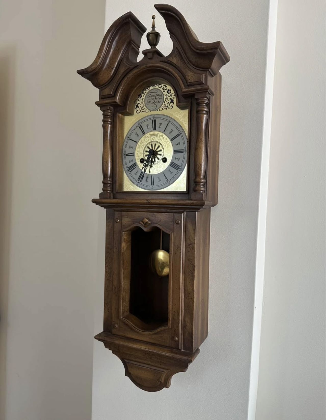 Gorgeous Vintage 1970’s Paragon 33" Oak Key Wind Chime Pendulum Wall Clock “as is”