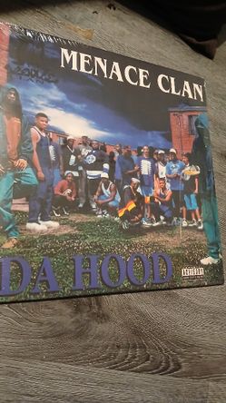 Menace Clan – Da Hood

 Vinilo