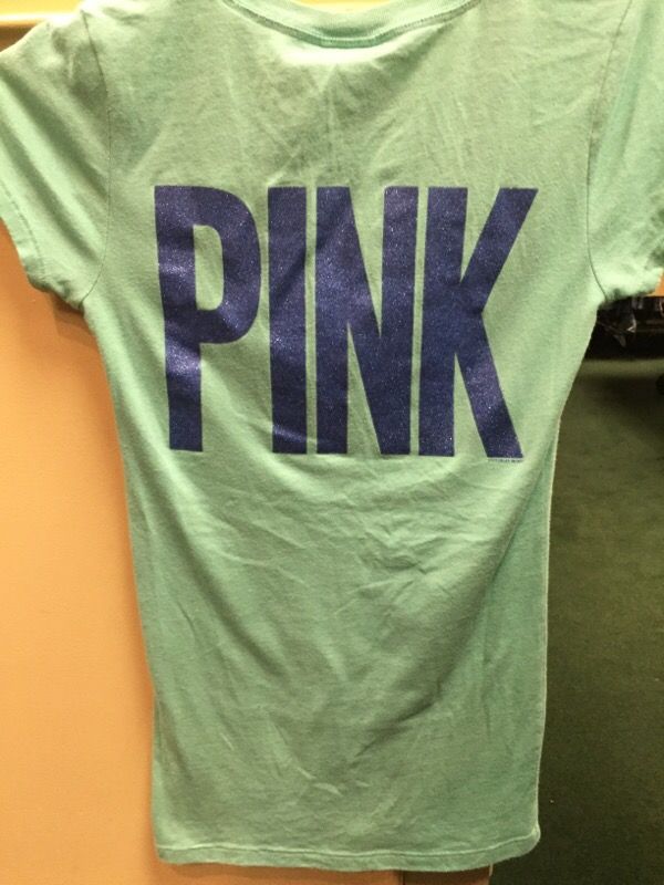 Xs fits larger Victoria's secret pink