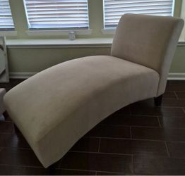 Chaise chair
