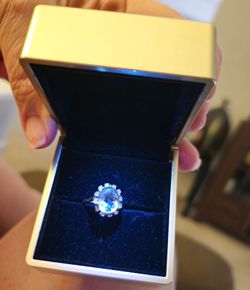 Aquamarine & Diamond 14k white gold ring size 5-5.5