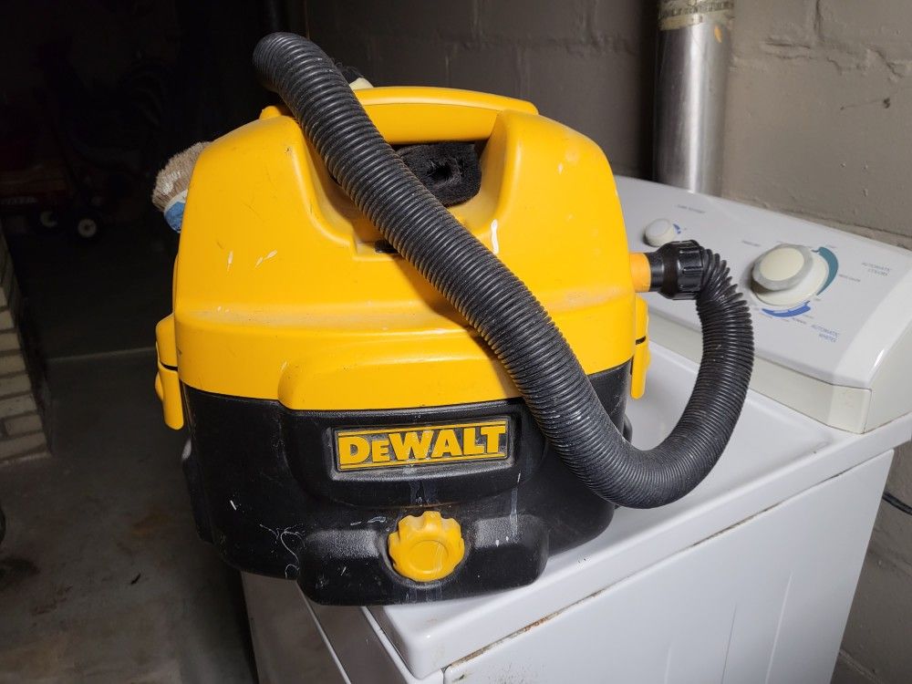Dewalt Vac