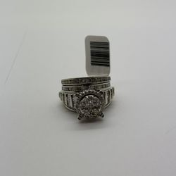 14K Diamond Ring 